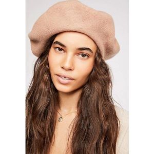 Free People Margot beret in Camel